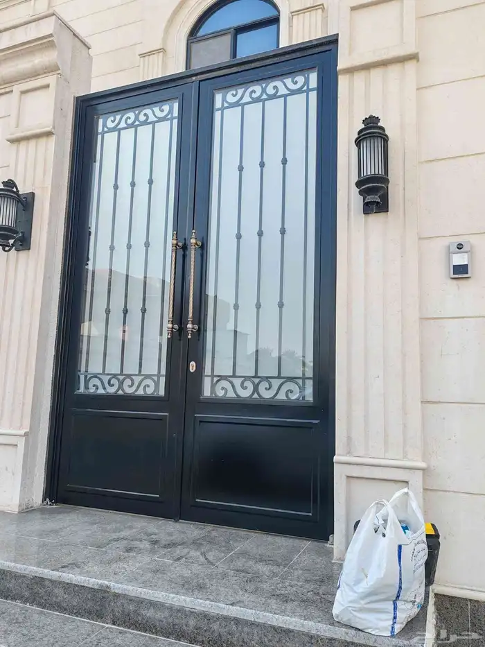 زجاج سكريت والمنيوم وحديد 5