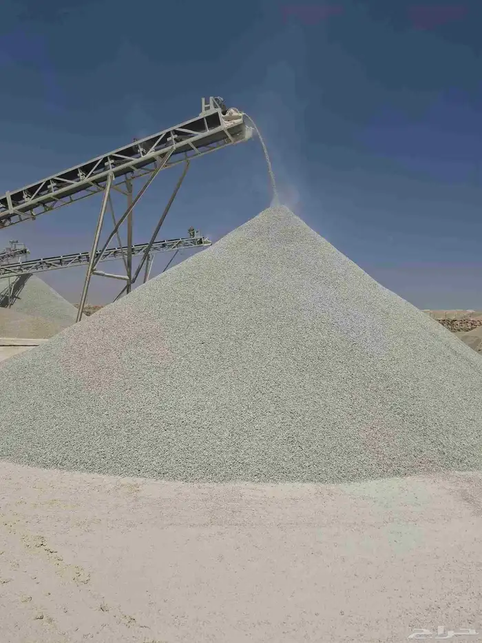 بحص ابيض ورمل وصبيز واسفلت وبطحا 4