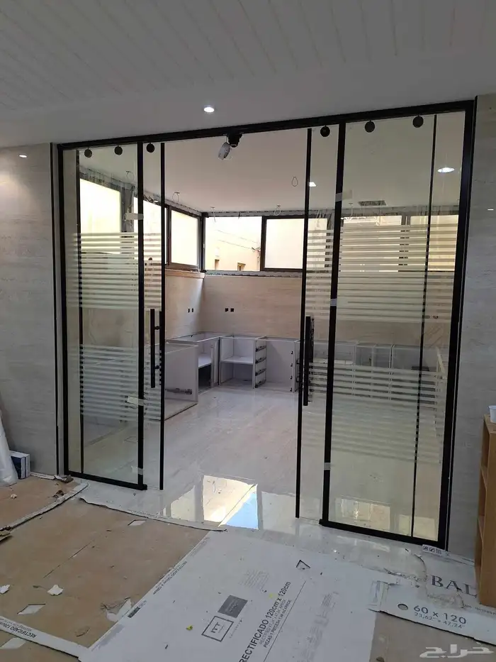 زجاج سيكوريت زجاج مرايات زجاج وجهات زجاج سيكوريت كبائن شاو 29