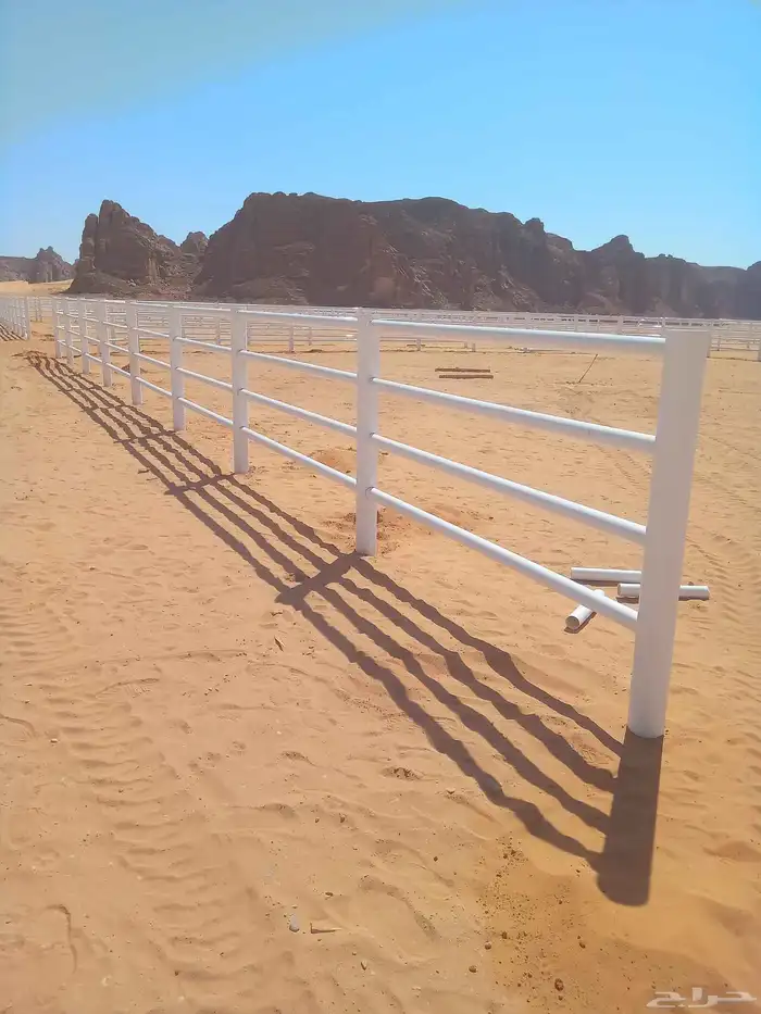 نقوم بتركيب حواجز االخيول 1