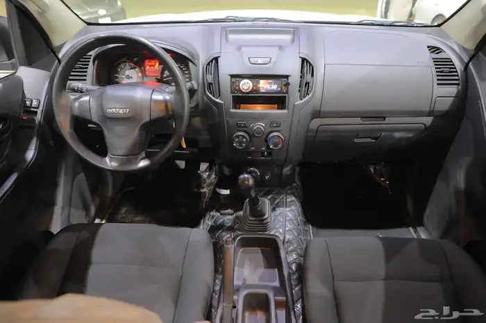 ايسوزو ديماكس غمارتين 2025 قير عادي ديزل 13