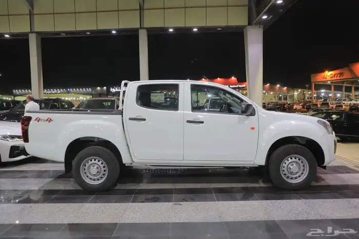 ايسوزو ديماكس غمارتين 2025 قير عادي ديزل 5