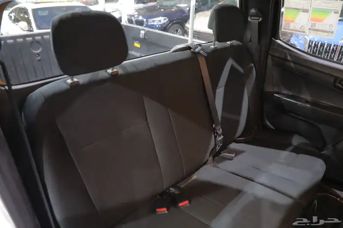 ايسوزو ديماكس غمارتين 2025 قير عادي ديزل 16