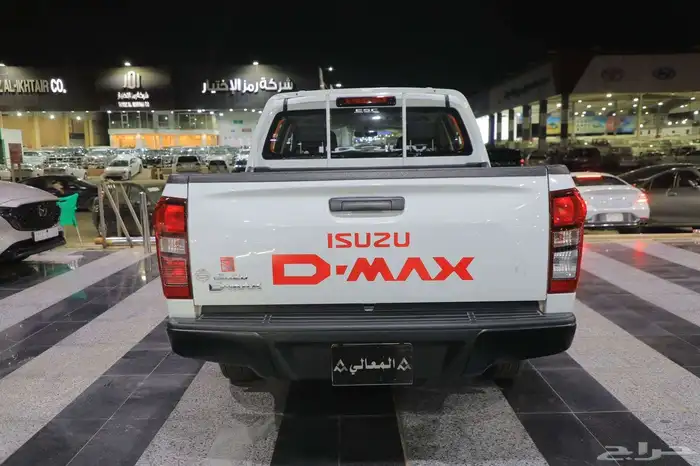 ايسوزو ديماكس غمارتين 2025 قير عادي ديزل 4