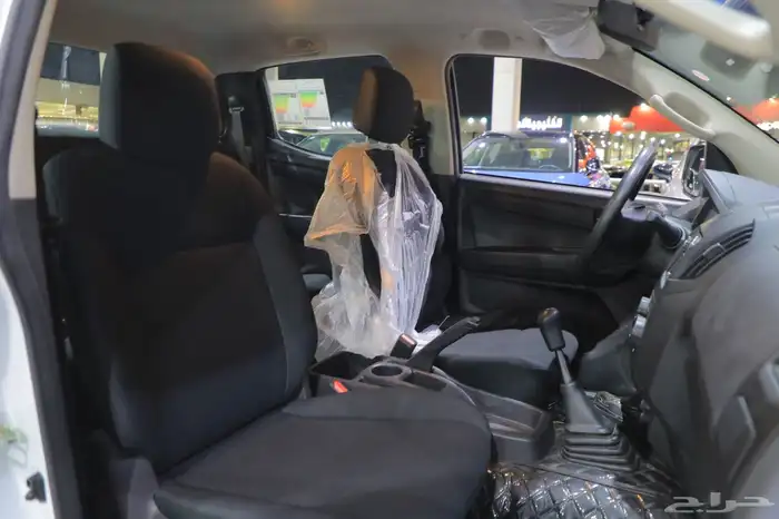 ايسوزو ديماكس غمارتين 2025 قير عادي ديزل 15