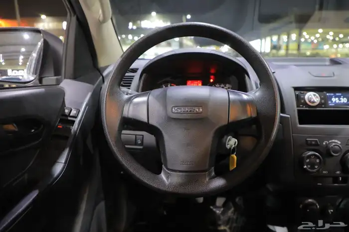 ايسوزو ديماكس غمارتين 2025 قير عادي ديزل 11