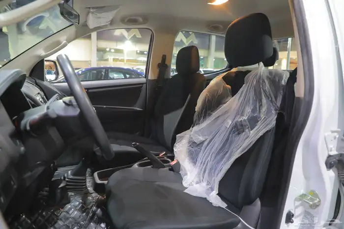 ايسوزو ديماكس غمارتين 2025 قير عادي ديزل 14