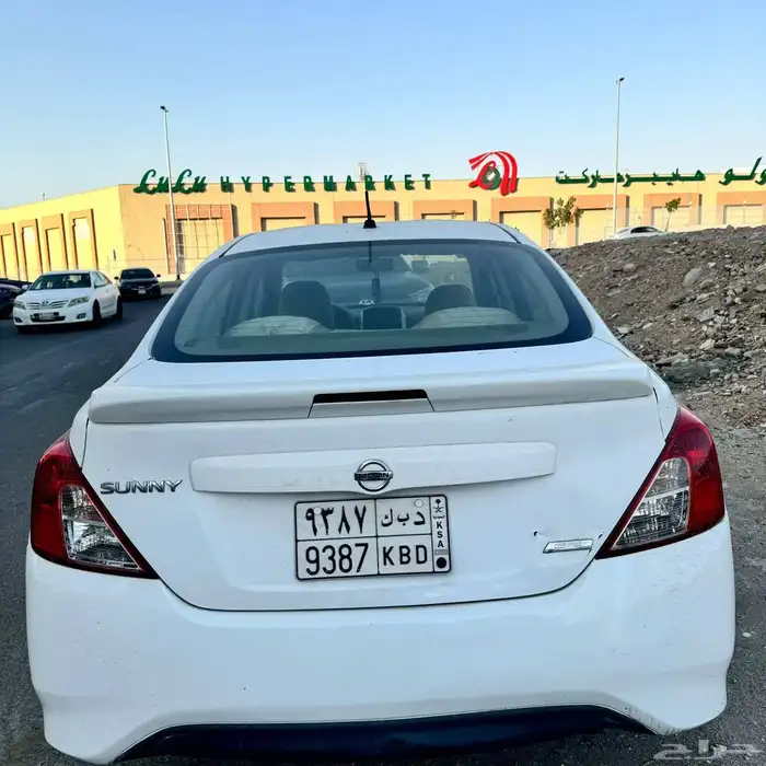 سيارات صني للإيجار الشهري 3