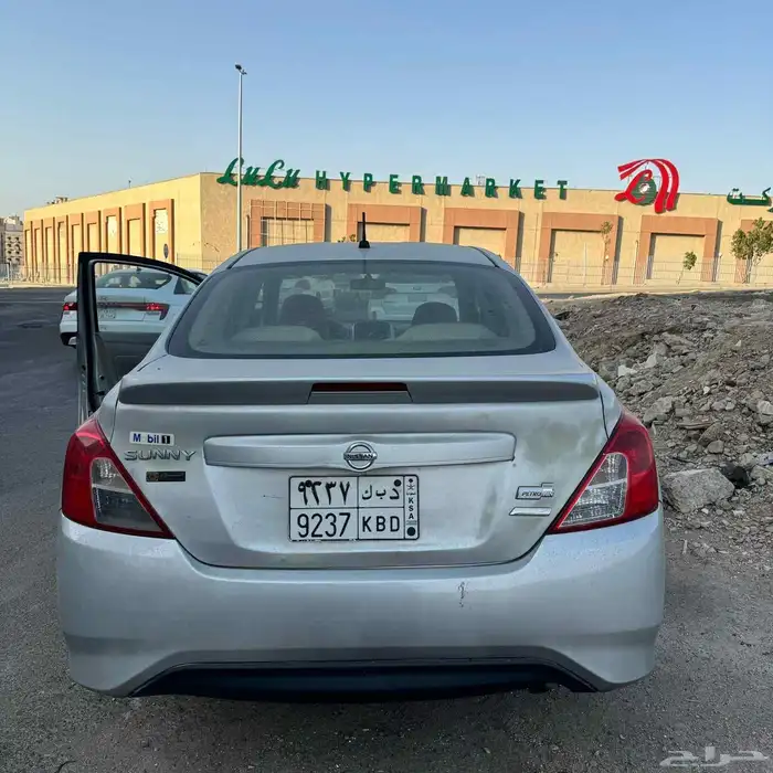 سيارات صني للإيجار الشهري 5