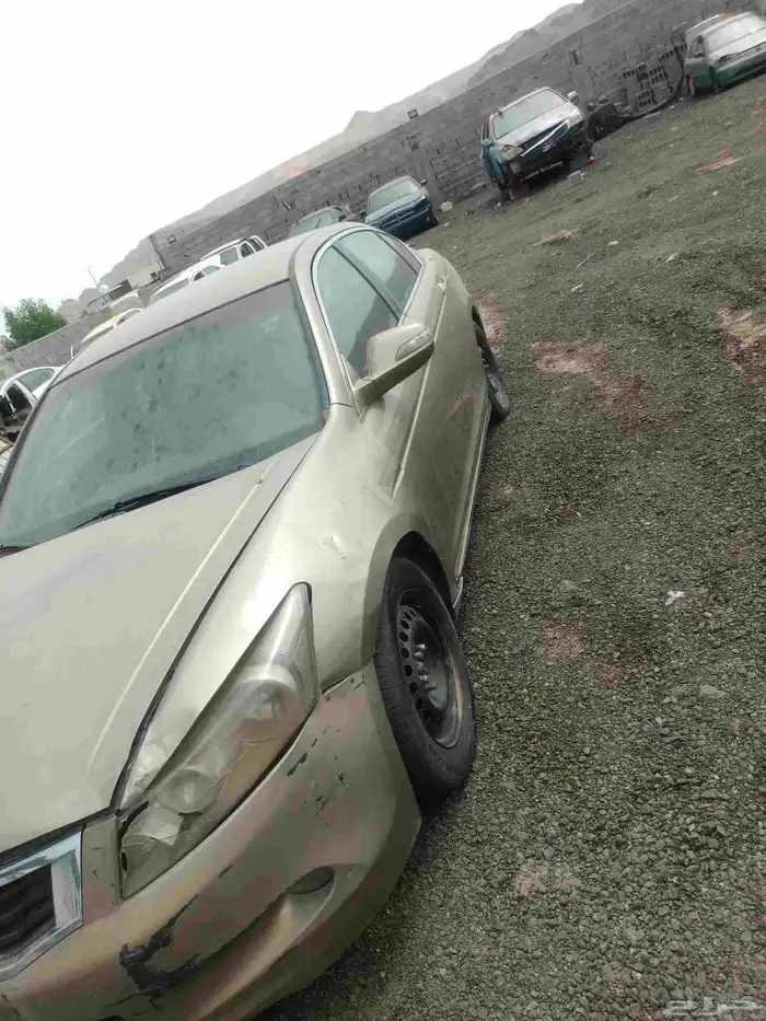 للبيع قطعرغيار مستعمل هوندا اكورد الموديل 2008 1