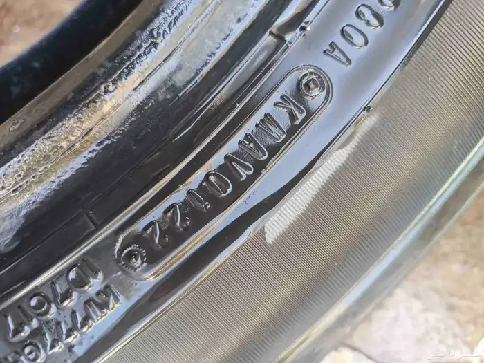 كفرات دنلوب مستخدم ثلاث سنوات مقاس 225 70 17 3