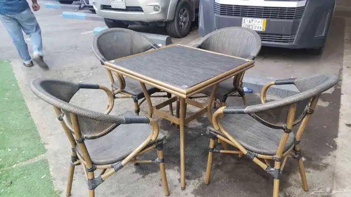 طاولة حديقة 1