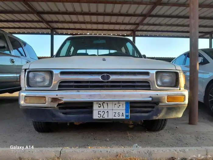 للبيع هاي لوكس 89 الزمن الجميل لوحه مميز استماره جديد 3