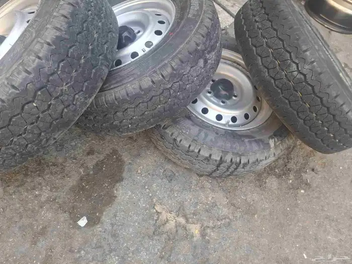 يتوفر جنوط هيلكس وكاله معا كفرات برجستون مقاس 15 0