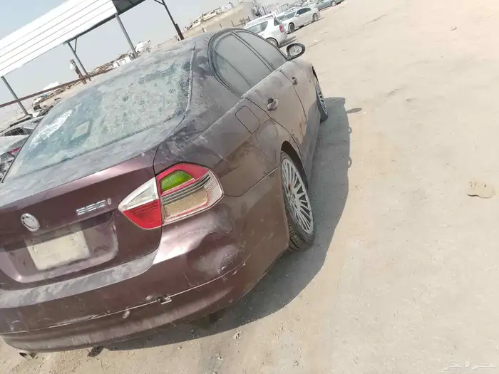 بي ام دبليو 320 موديل 2008 تشليح قطع غيار متواجد لدينا 4
