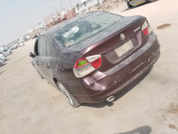 بي ام دبليو 320 موديل 2008 تشليح قطع غيار متواجد لدينا 1