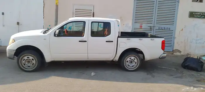 نيسان نافارا 5
