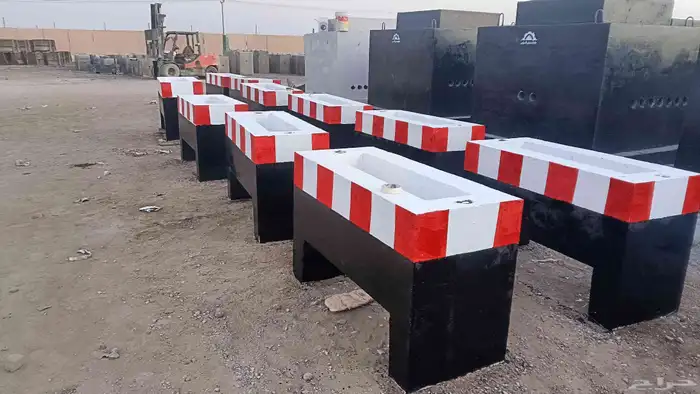 حواجز خرسانية وزينة حدائق 0