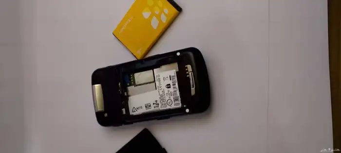 جوال بلاك بيري بحالة ممتازة 7