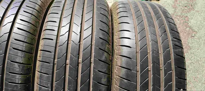 كفرات برجستوان بزرعها مقاس 225 65 17 تاريخ نهاية 2023 30 3