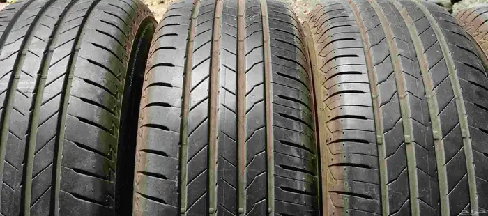 كفرات برجستوان بزرعها مقاس 225 65 17 تاريخ نهاية 2023 30 5