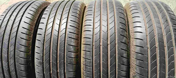 كفرات برجستوان بزرعها مقاس 225 65 17 تاريخ نهاية 2023 30 6