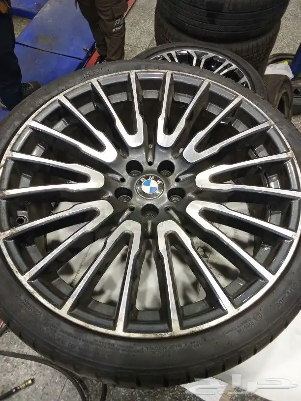 جنوط بي ام دبليو اصلي وكاله مقاس 21 0