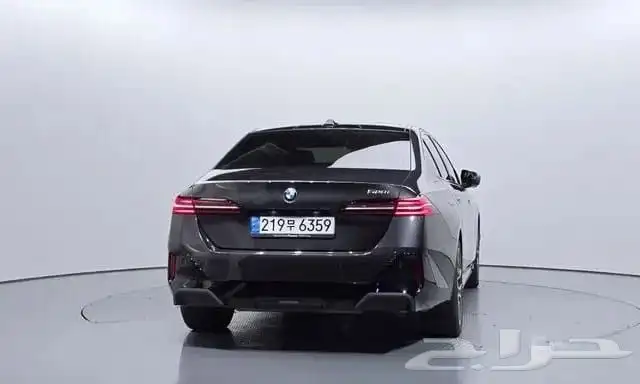 Bmw 520i msport 2024 استيراد كوريا 3