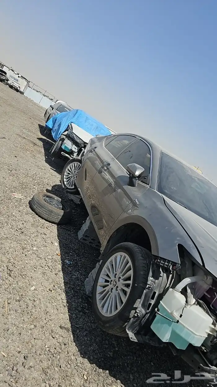 كامري مصدوم تشليح 2022 تشليح قطع غيار 4