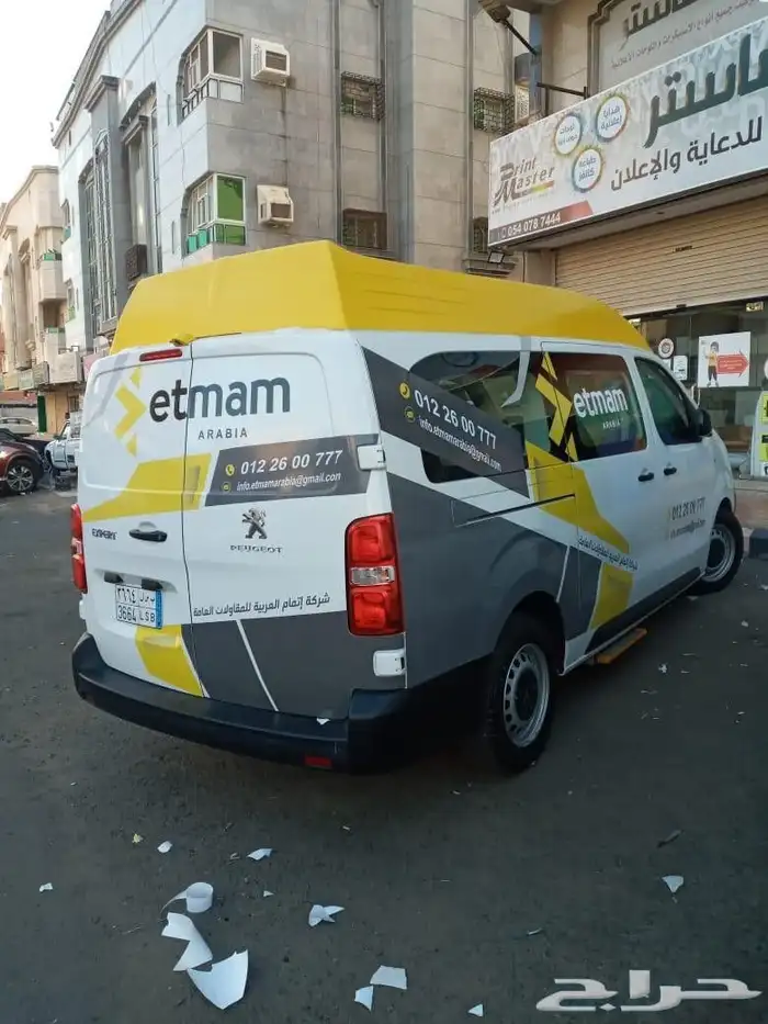 استيكر سيارات باصات دينات تركيب استيكر سياره 2