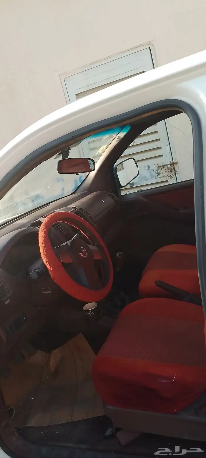 نيسان نافارا 9