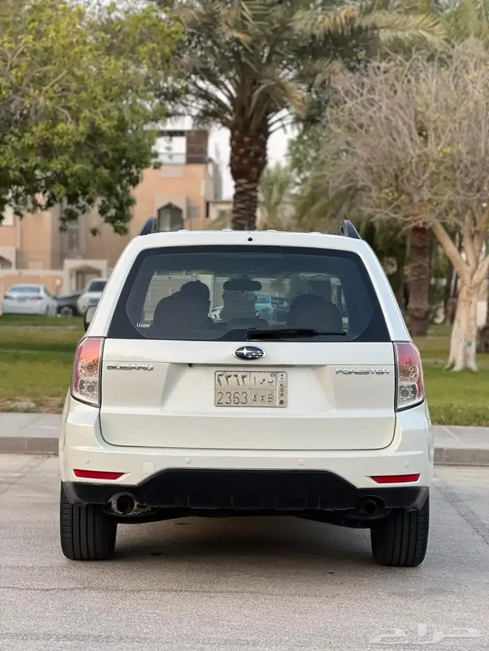 سوبارو فورستر2009 جير عادي ممشى قليل 168 الف فقط 4