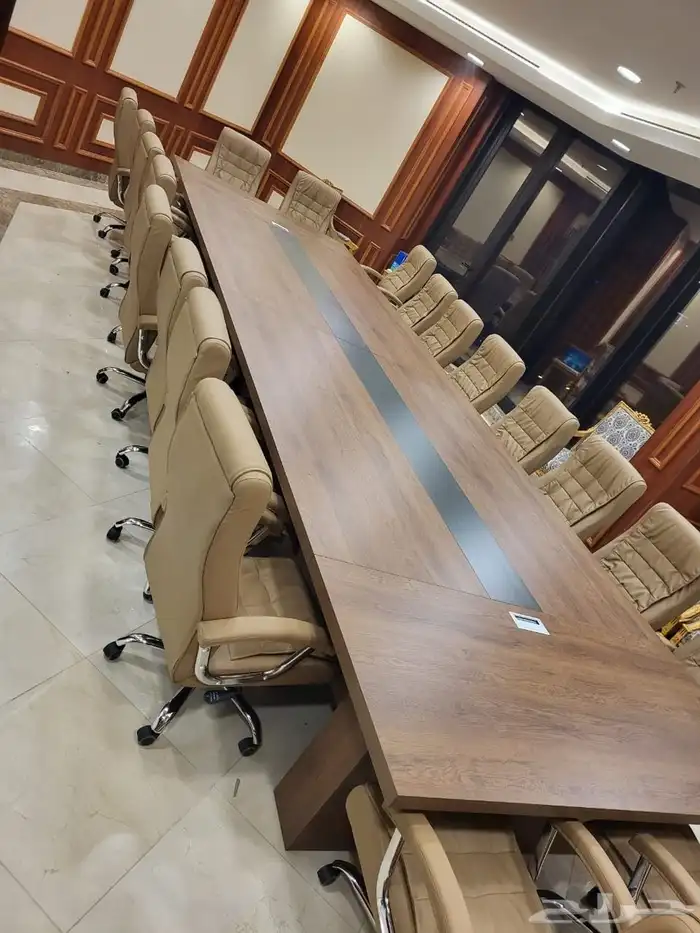 اثاث مكتبي جديد  مكاتب  كراسي  طاولات 1