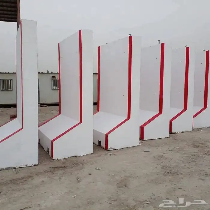 حواجز خرسانية وزينة حدائق 7