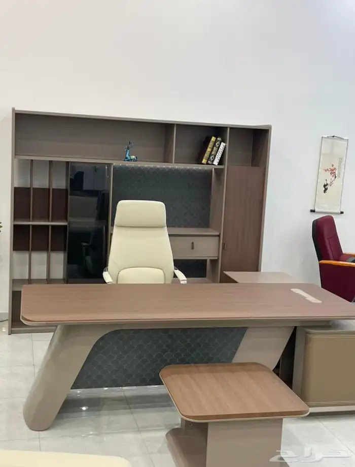 اثاث مكتبي جديد  مكاتب  كراسي  طاولات 30