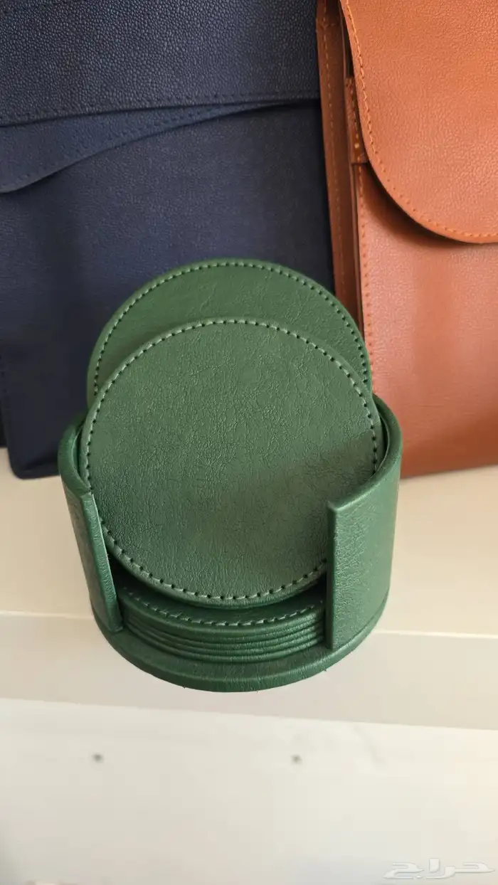 عمل بوكسات هدايا والطباعة عليها وبوكسات جلد وأوشحة 7