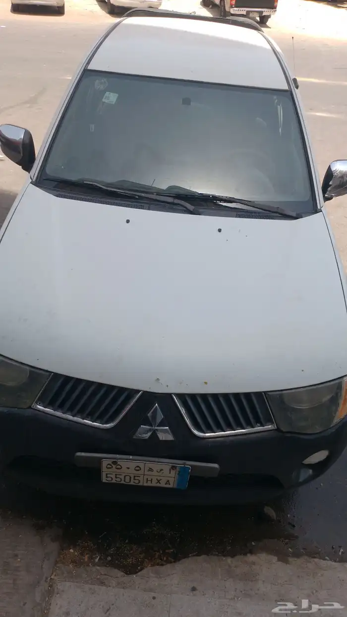 ونيت مستوبيشي 2009 L200بنزين استماره وفحص جديدجير عادي مكيف 2