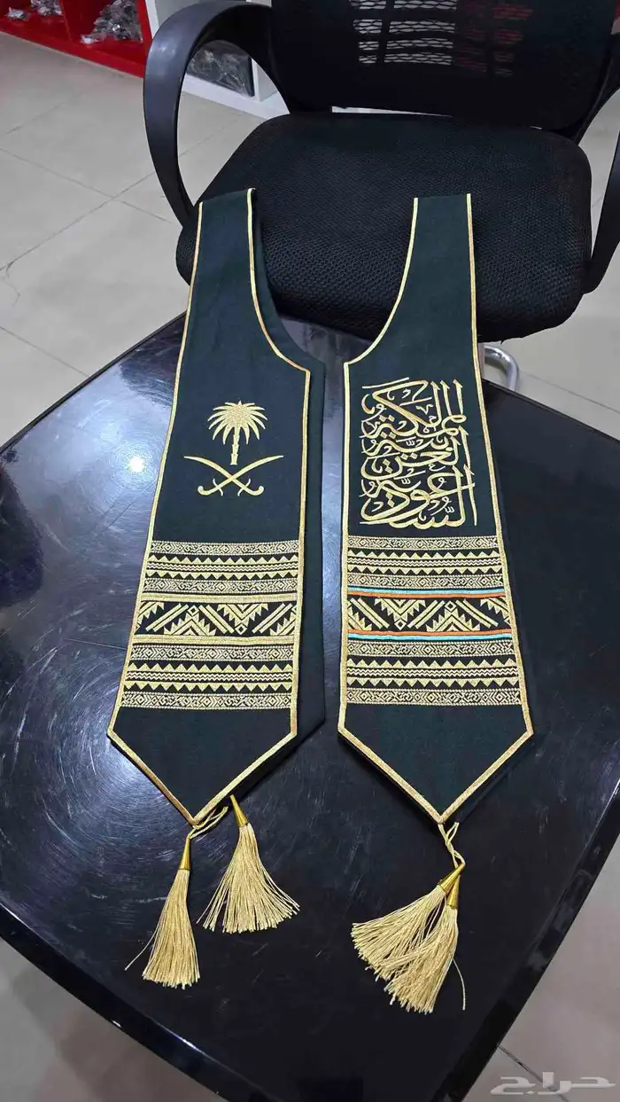 عمل بوكسات هدايا والطباعة عليها وبوكسات جلد وأوشحة 1