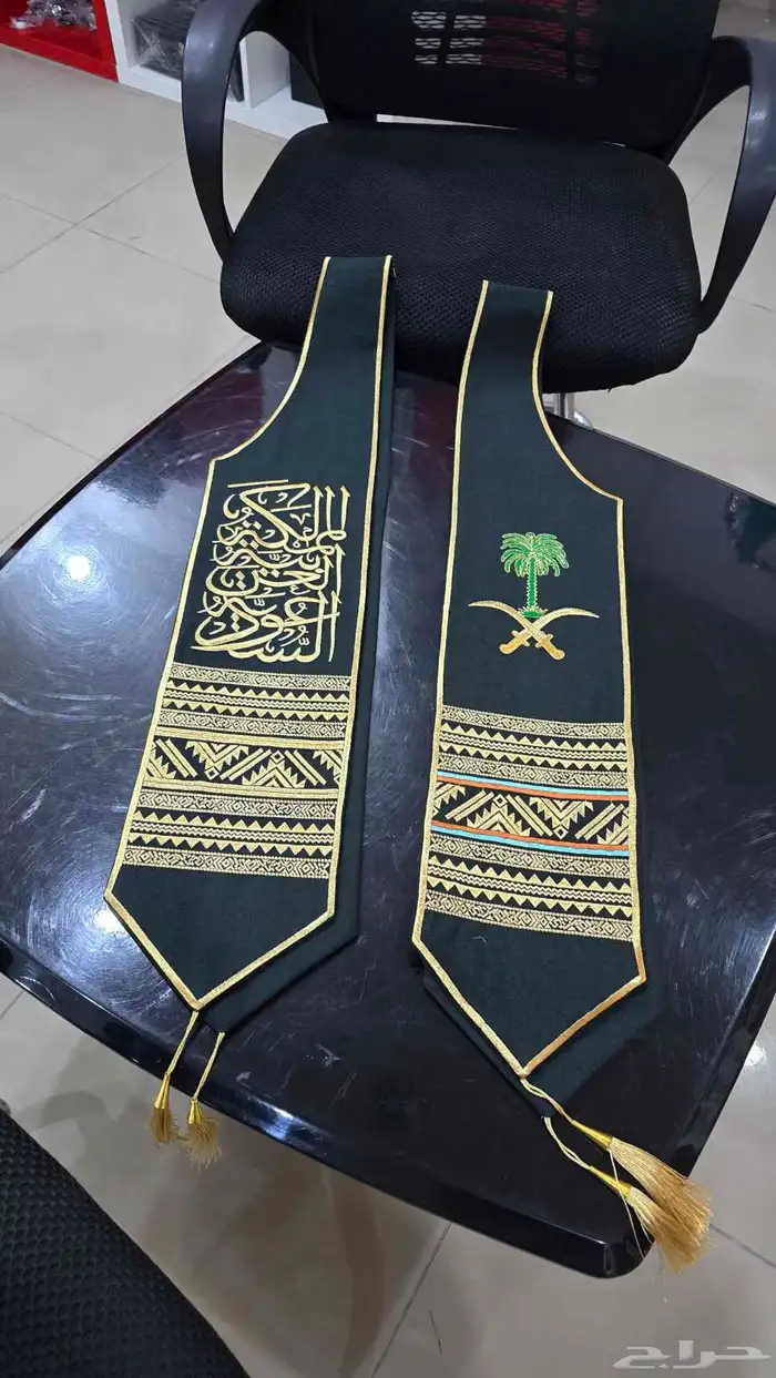 عمل بوكسات هدايا والطباعة عليها وبوكسات جلد وأوشحة 2