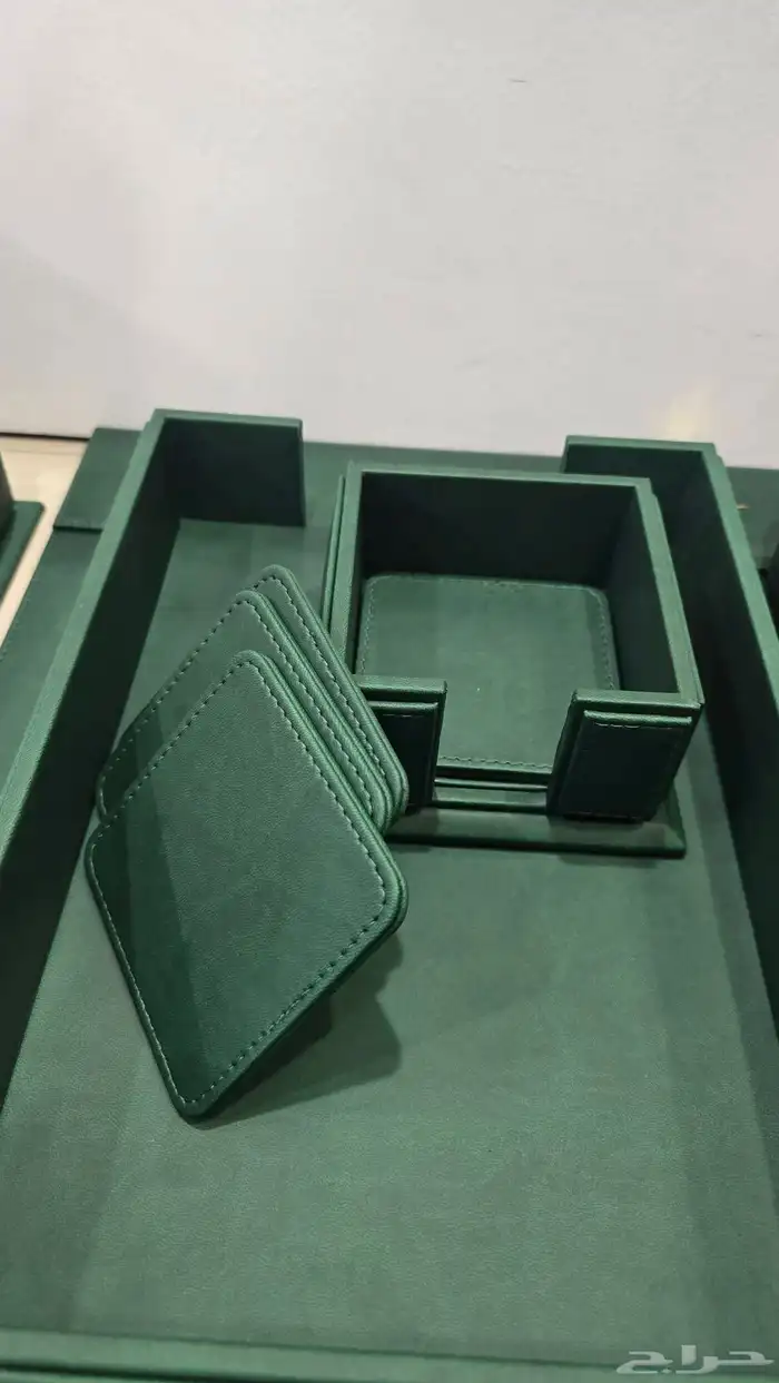 عمل بوكسات هدايا والطباعة عليها وبوكسات جلد وأوشحة 3