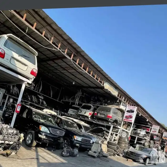 توفير جميع انواع السيارات وقطع الغيار من الأمارات 0