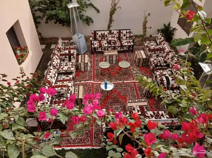 تاجير جلسات خارجيه تاجير بوابات تراس تاجير كشافات 2