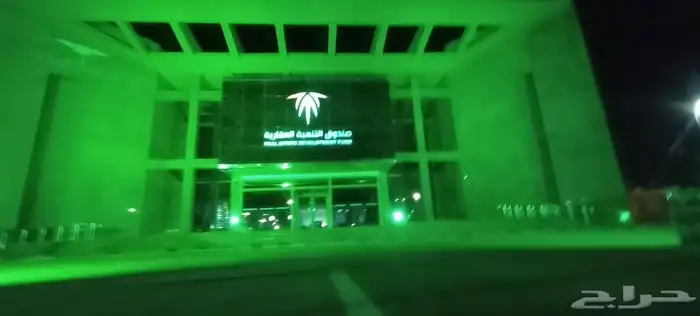 اضاءات خضرا يوم الوطني كشافات اخضر. كشأف لون اخضر 0
