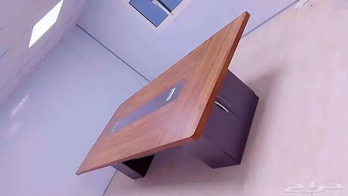 مكتب فخم متوفر جديد التصميم سعر الجمله 18
