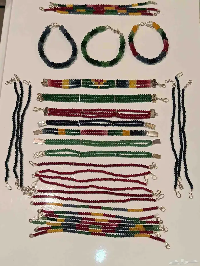 عقد نسائي من احجار الزمرد والياقوت والزفير 6