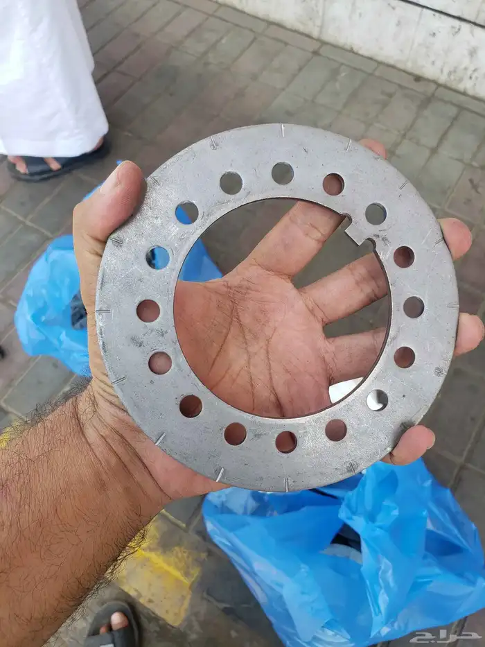 قطع غيار شاحنات ومعدات 5