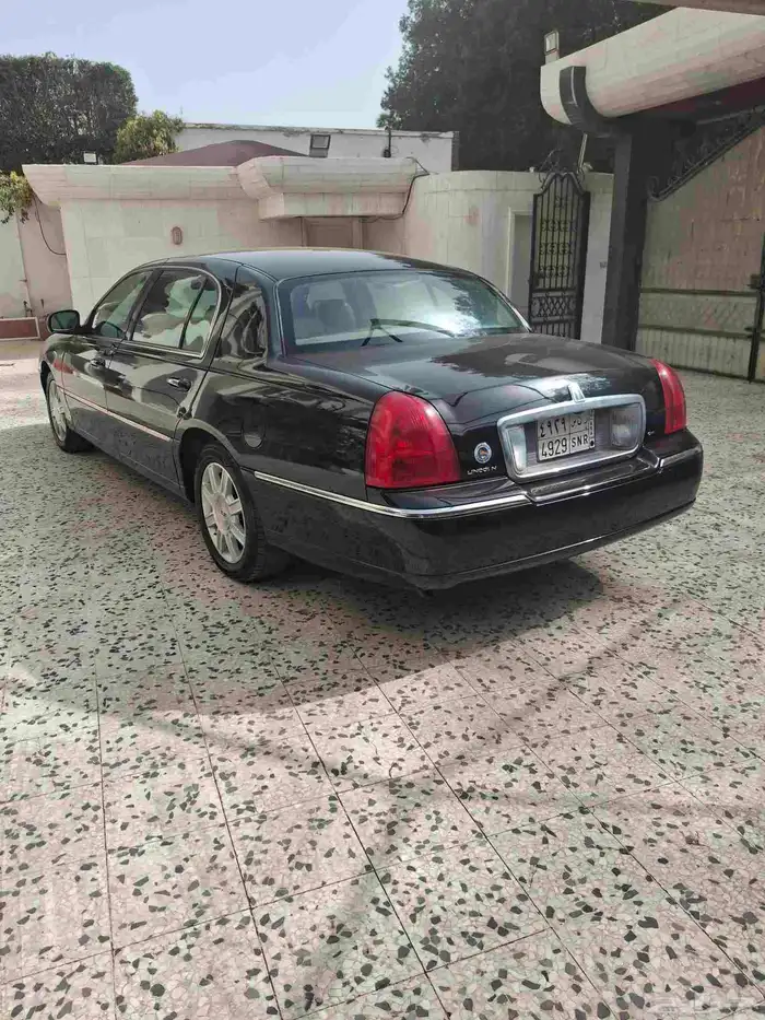 لينكون تاون كار 2007 6