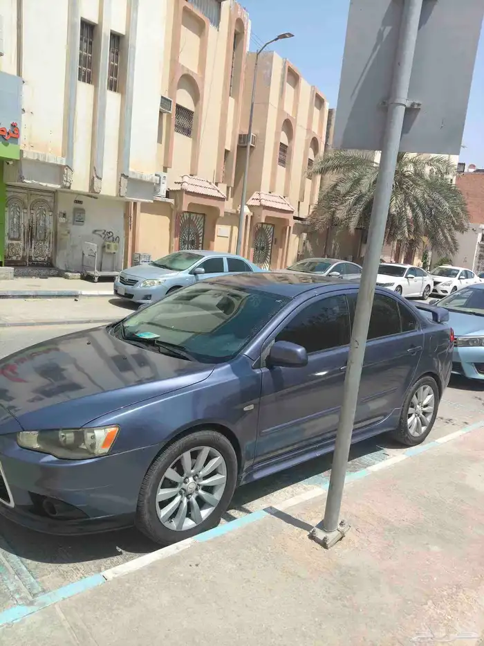 متسوبيشي لانسر موديل 2009 4