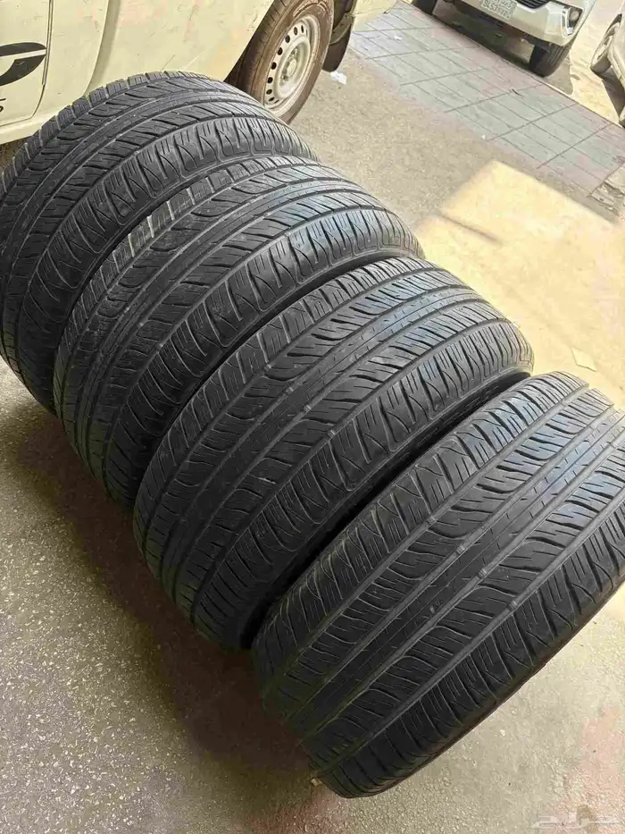 نعرض لكم كفرات دنلوب ياباني وكاله شد بلد مقاس 285 50 20 5