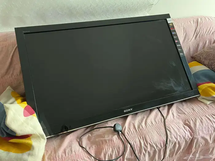 للبيع عفش نضيف كراسي طاولات شاشة تلفزيون كنبات مجلس 5